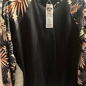 Billabong Swim shirt size L